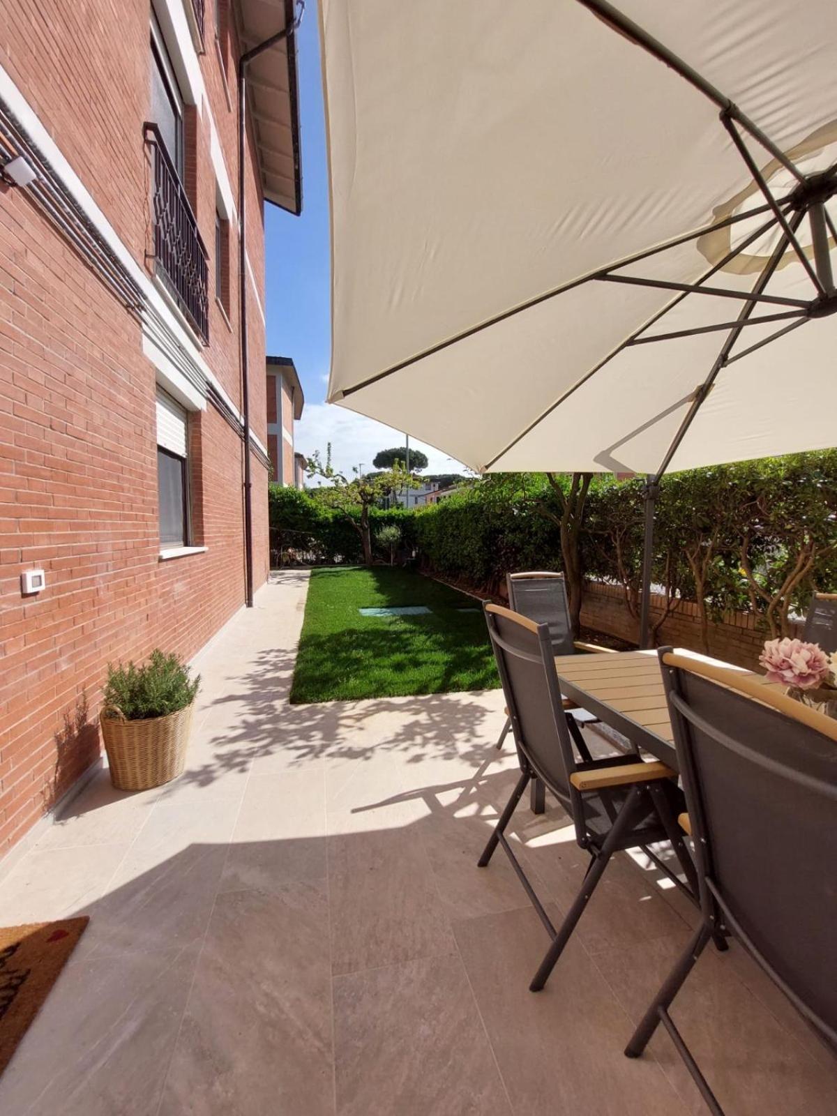 Casa Del Sole Apartments With Garden Marina Di Pisa Exterior foto