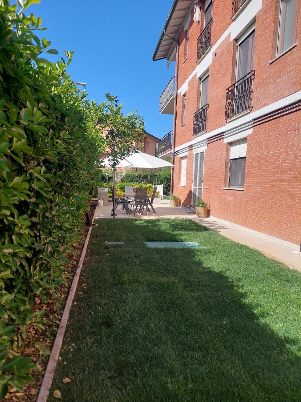 Casa Del Sole Apartments With Garden Marina Di Pisa Exterior foto